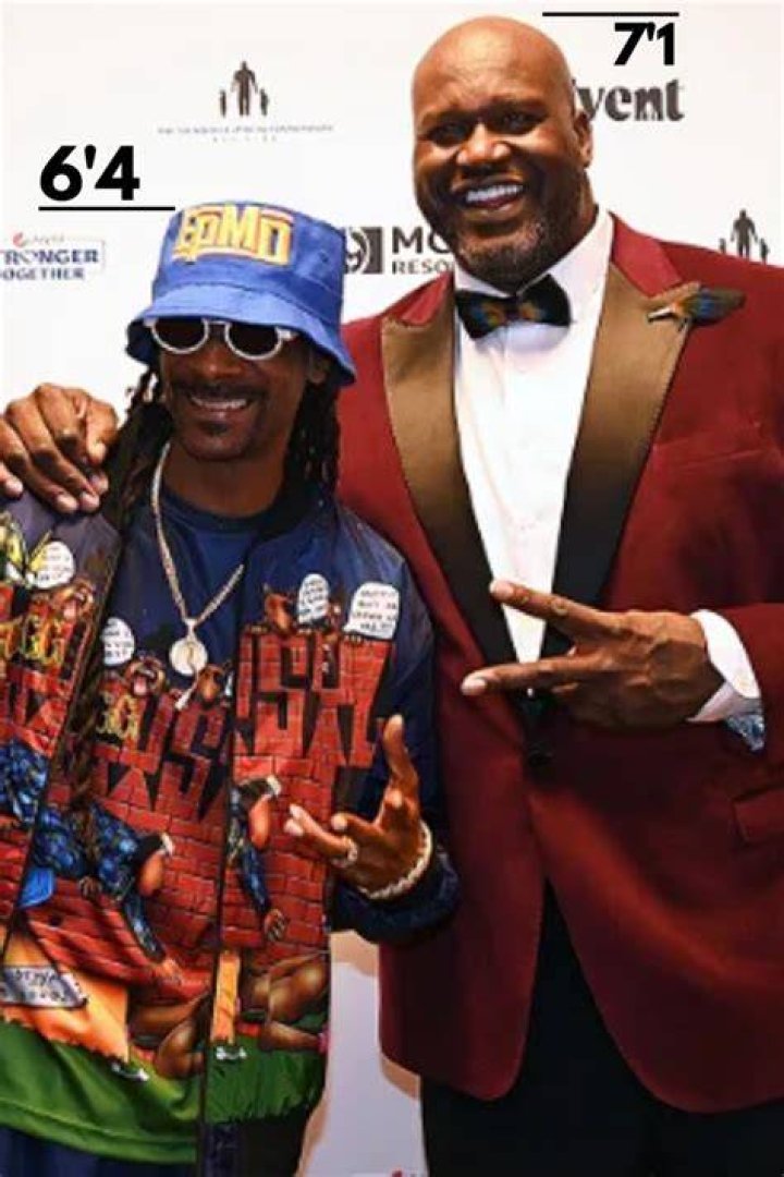 Snoop Dogg height, weight and body measurements