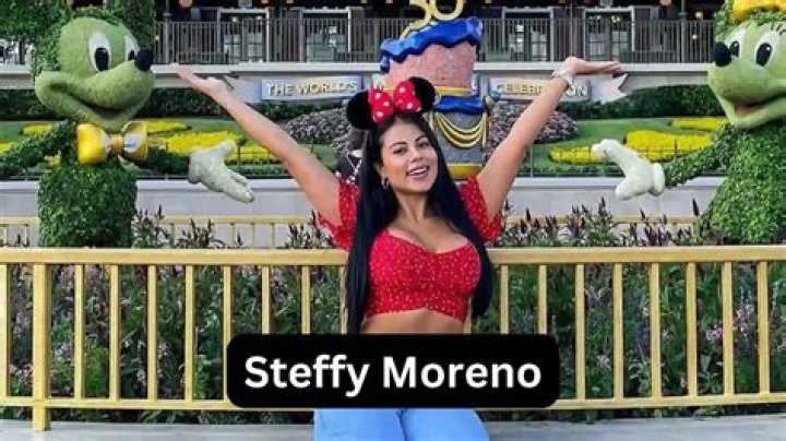 Steffy Moreno And Friends Enjoying Car Ride