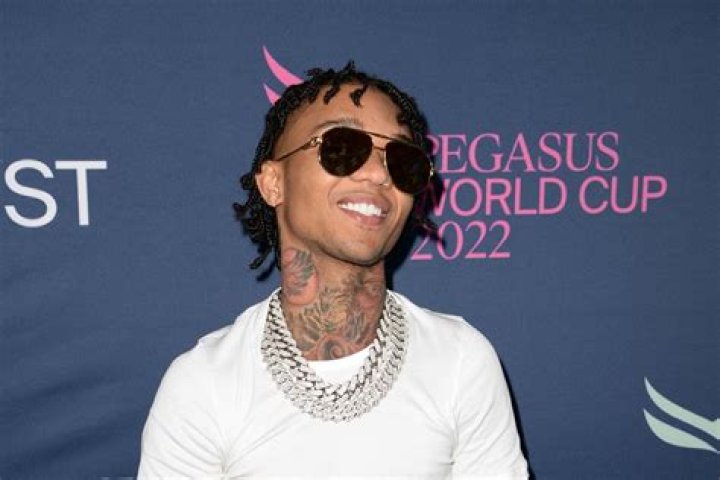 Swae Lee Exposes His Penis On Instagram Live