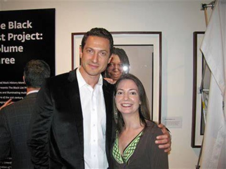 The Enduring Bond: Exploring Sasha Roiz's Relationship