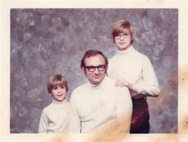 The Story Of Joyce Dahmer, Jeffrey Dahmers Mother (Then & Now)