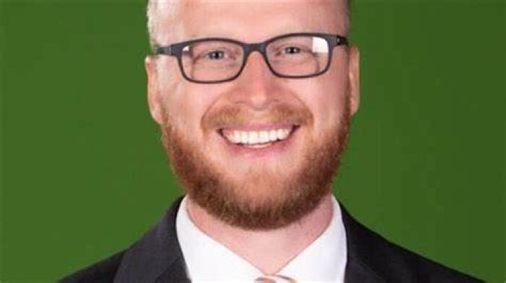 Trent Magill (WEWS-TV) Bio, Wiki, Age, Height, Parents, Wife, Married, Salary and Net Worth ·