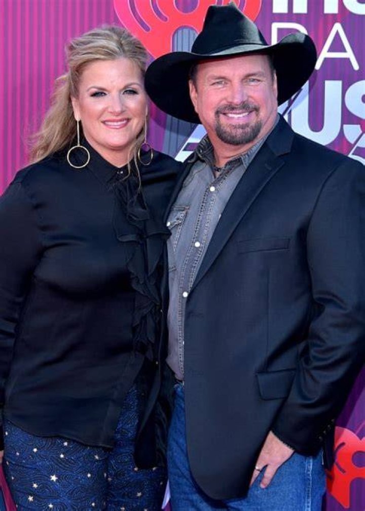 Trisha Yearwood Height, Weight, Age, Spouse, Family, Facts, Biography |