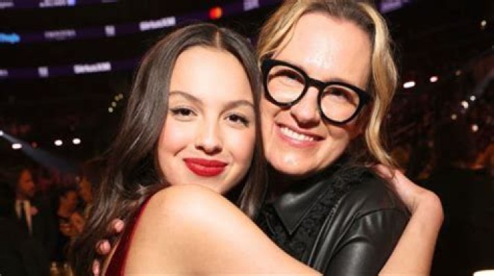 Uncover The Inspiring Story Behind Olivia Rodrigo's Mother