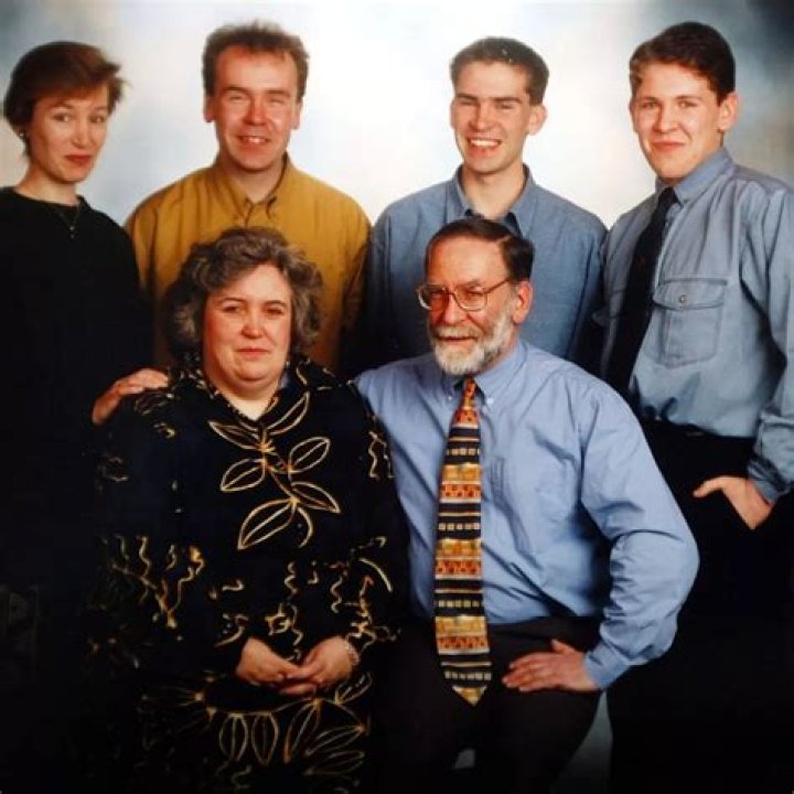 Unraveling The Troubled Childhood Of Harold Shipman: Uncovering Profound Insights