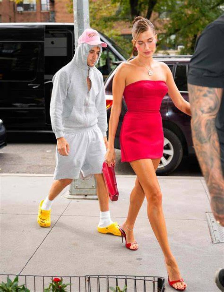 Unveiling Hailey Bieber's Height And Weight: Discoveries And Insights