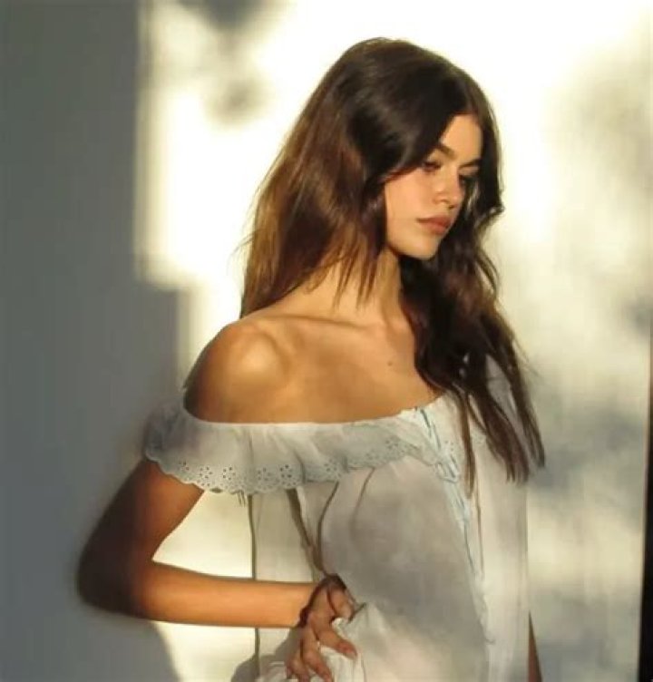 Unveiling Kaia Gerber's Height: Discoveries And Insights