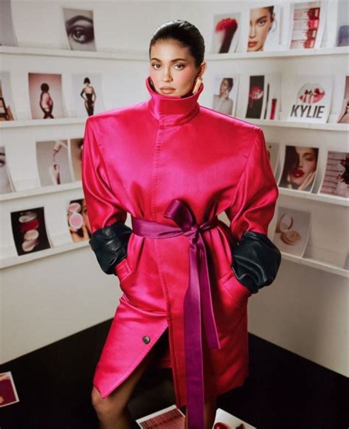 Unveiling Kylie Jenner's Captivating World: Paparazzi Insights 2024