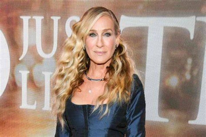 Unveiling Sarah Jessica Parker's Height: Surprising Insights Revealed