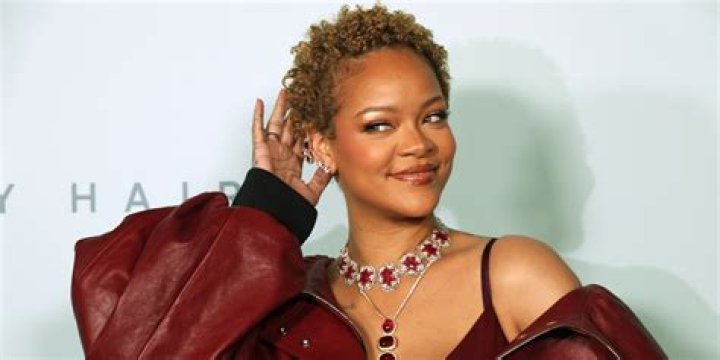 Unveiling The Echoes Of Rihanna's Lip Cut: Insights And Discoveries