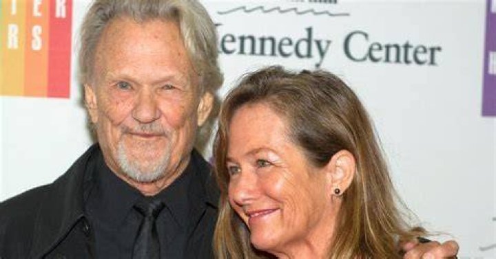Unveiling The Inspiring Journey Of Fran Beer: Kris Kristofferson's Ex-Wife