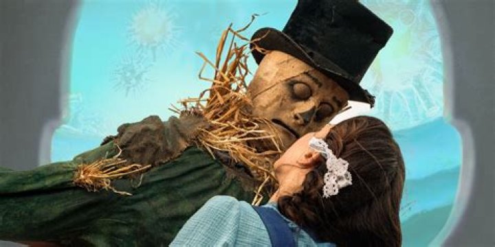 Unveiling The Truth Behind The "Pearl Scarecrow Scene": Discoveries And Insights