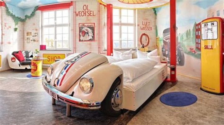 Weirdest Hotels In America