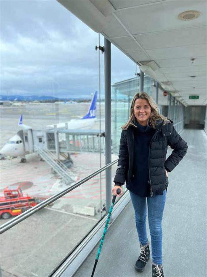 Where do I put my crutches on a plane? |