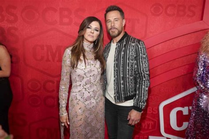 Which Members of Little Big Town Are Married?