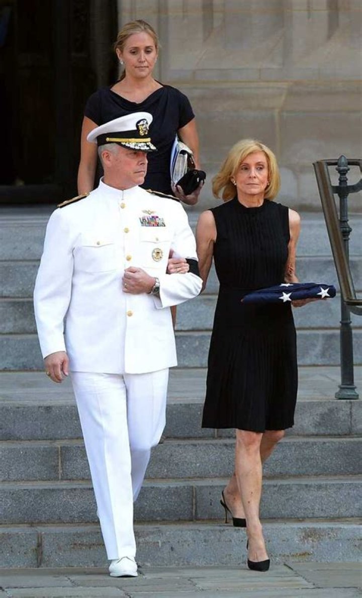 Who is Carol Held Knight – Neil Armstrong’s wife, where is she now?