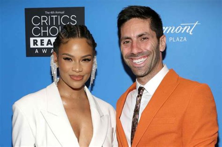 Who is Kamie Crawfords boyfriend? New Catfish host is dating Doja Cats manager! Thu 6 Aug