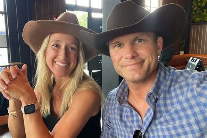 Who is Pete Hegseth's wife? 'Fox & Friends' host celebrates marriage anniversary with Jennifer Hegse ·