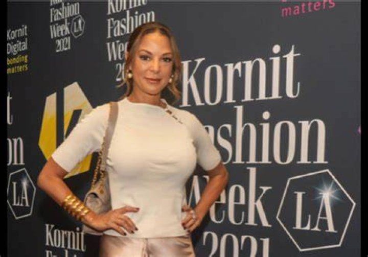 ZenSync | Eva LaRue Biography